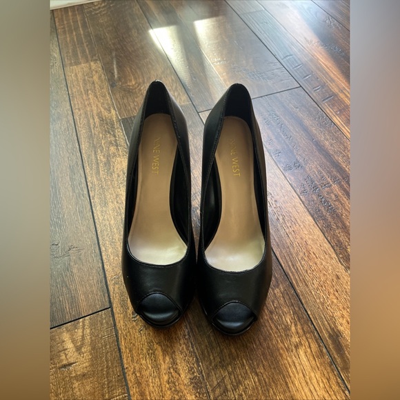 Nine‎ West black peep toe heel, like new, size 6.5 - Picture 7 of 7